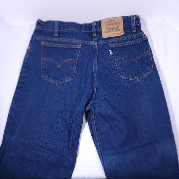 Vintage Levi Strauss Relaxed Fit Tappered Leg Men's Jeans Size 34 X 34 Dark Blue - Picture 7 of 12